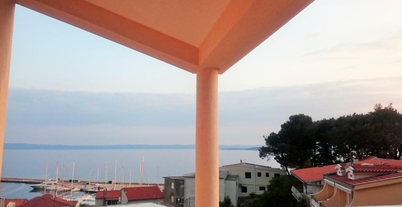 Apartments Mia Baška Voda Buitenkant foto