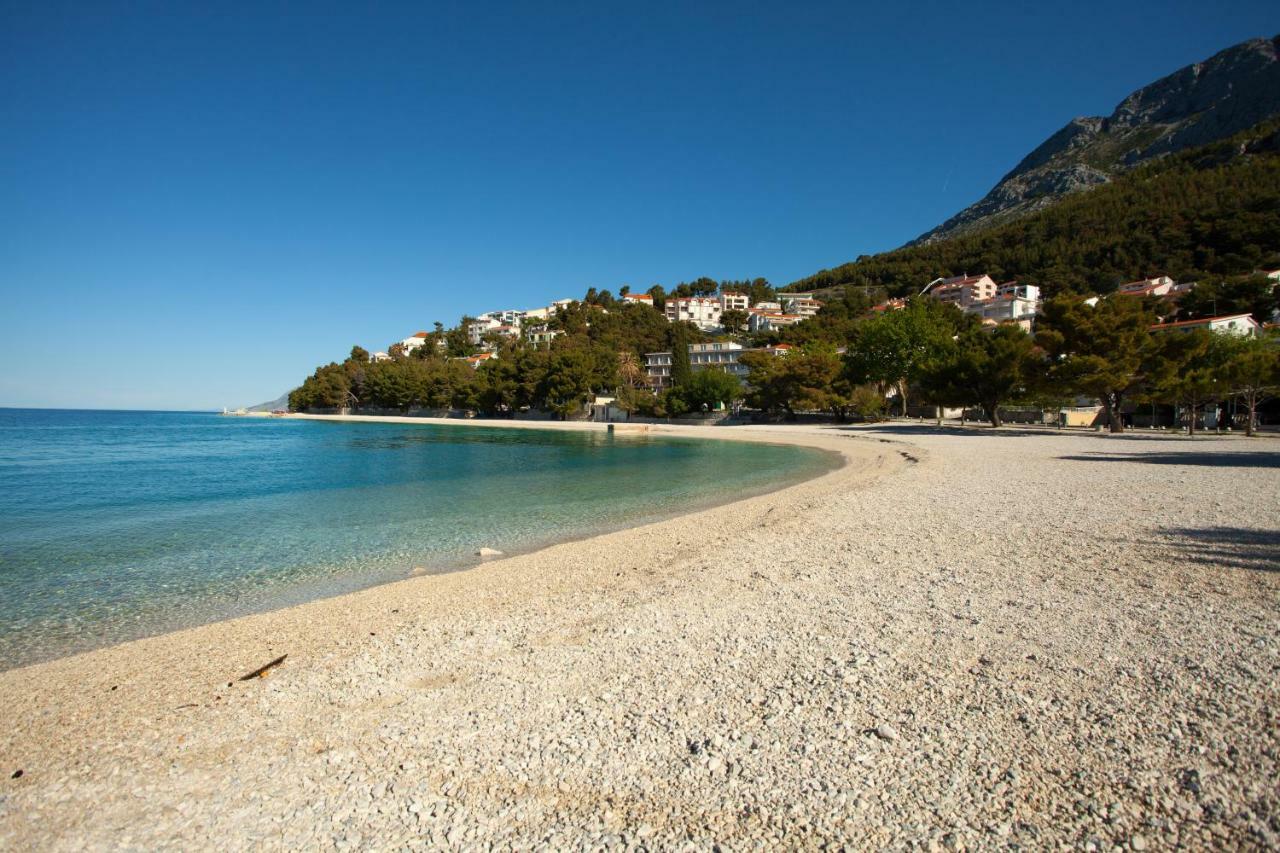 Apartments Mia Baška Voda Buitenkant foto